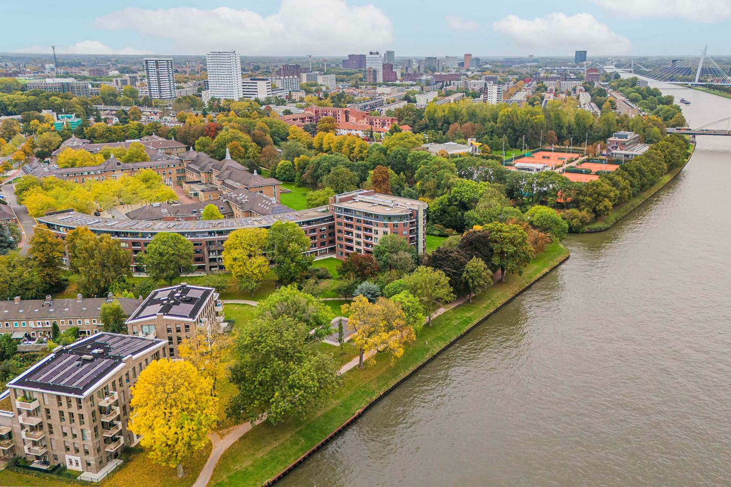 Photo 40 of Hendrika van Tussenbroeklaan 26
