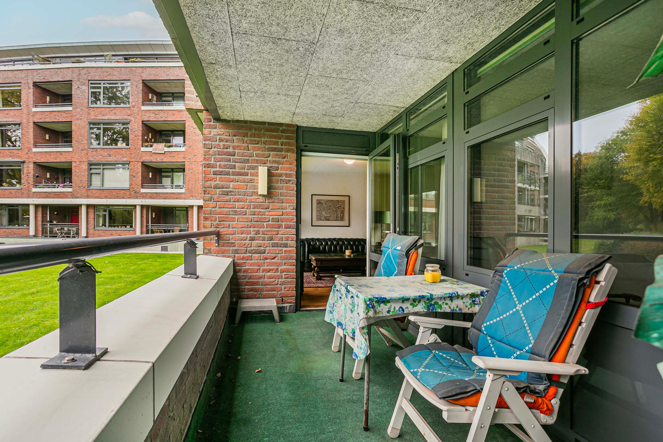 Photo 12 of Hendrika van Tussenbroeklaan 26