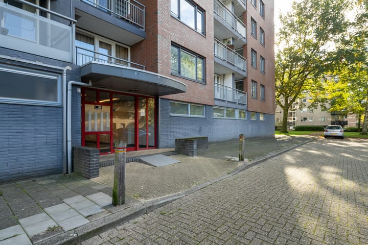 Foto 33 van Waalstraat 141