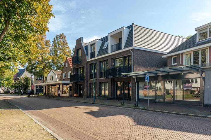 Foto 2 van Raadhuisweg 10