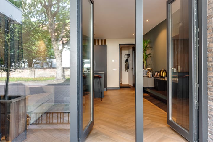 Foto 10 van Raadhuisweg 10