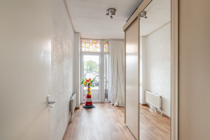 Photo 14 of Lorentzlaan 70