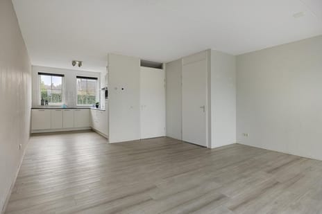 Greupe 16 secondary image