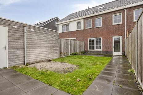 Greupe 16 tertiary image