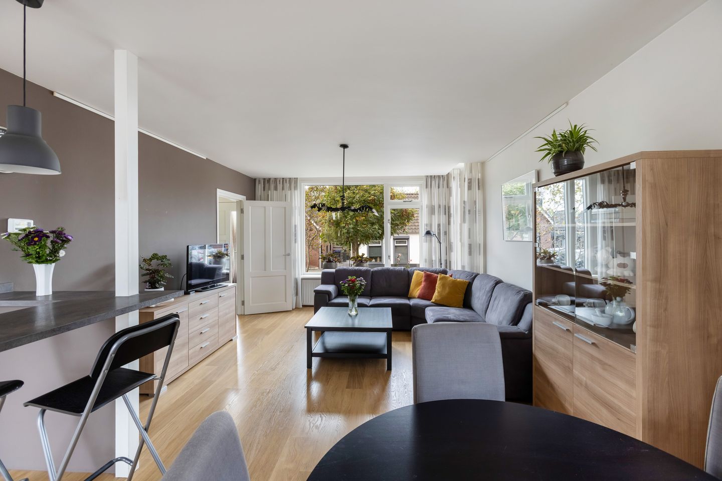 Foto 10 van Tentweg 93