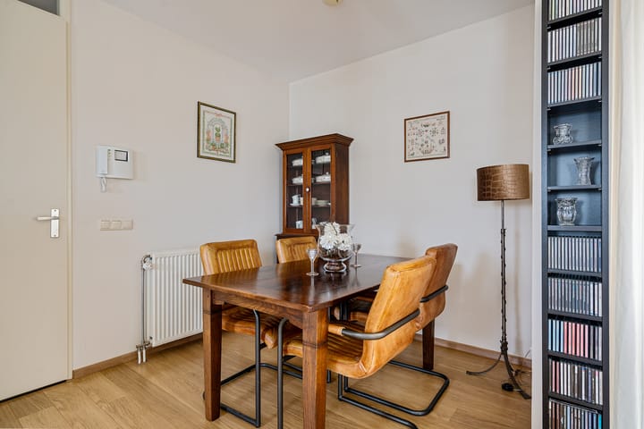 Foto 6 van Vondellaan 61