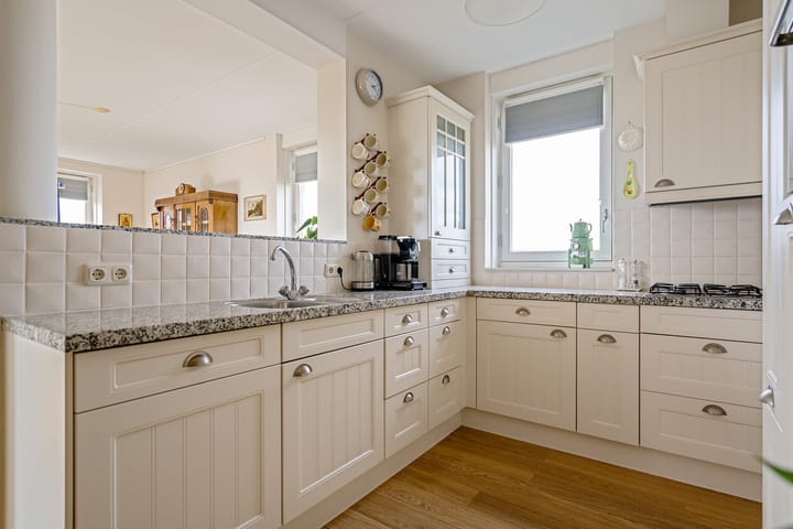 Foto 8 van Vondellaan 61