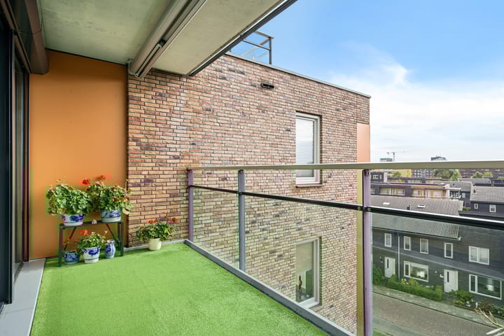 Foto 15 van Vondellaan 61