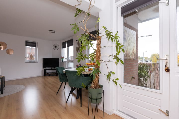 Foto 23 van Betje Wolffplein 2