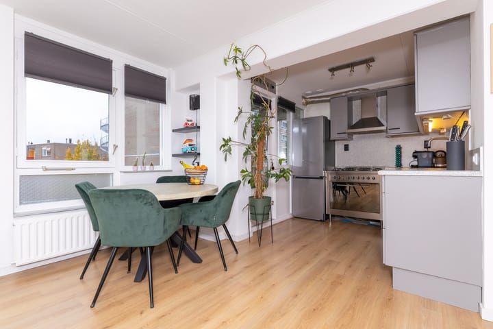 Foto 16 van Betje Wolffplein 2