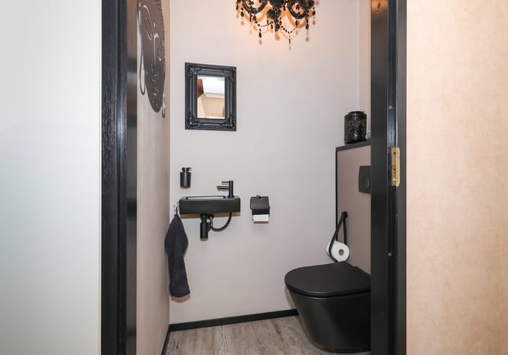 Photo 15 of Obalaan 2