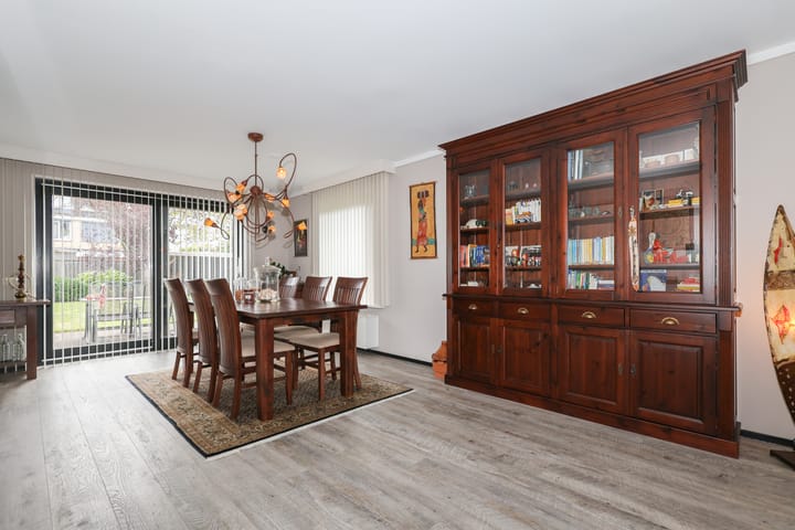 Photo 16 of Obalaan 2