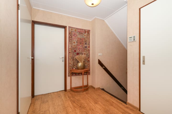 Photo 32 of Obalaan 2