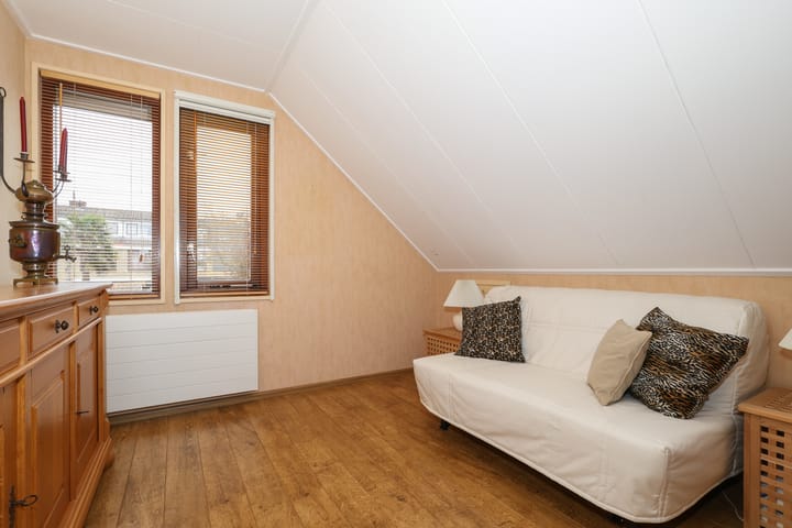 Photo 34 of Obalaan 2