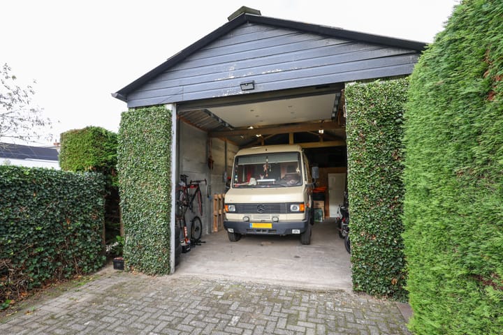 Photo 65 of Obalaan 2