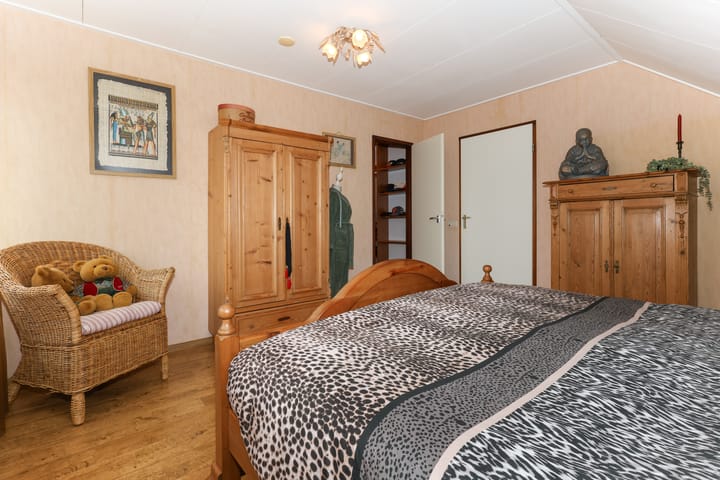 Photo 41 of Obalaan 2