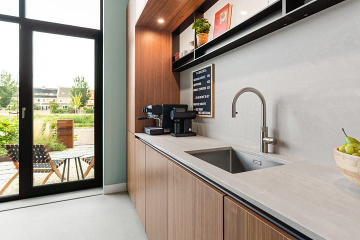 Photo 10 of Sluiseiland-Noord 62