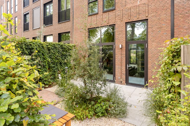 Photo 36 of Sluiseiland-Noord 62