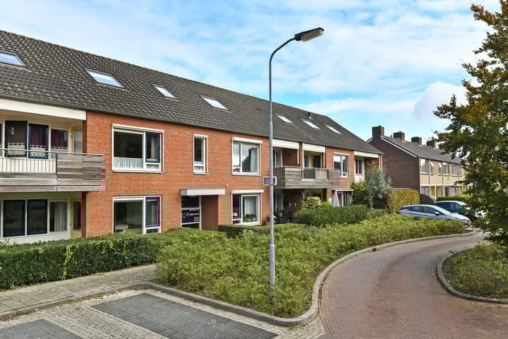 Photo 5 of Amalia van Solmsstraat 16