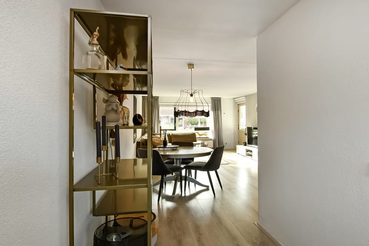 Photo 19 of Amalia van Solmsstraat 16