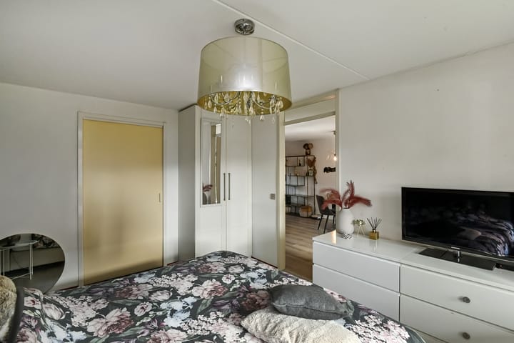 Photo 26 of Amalia van Solmsstraat 16