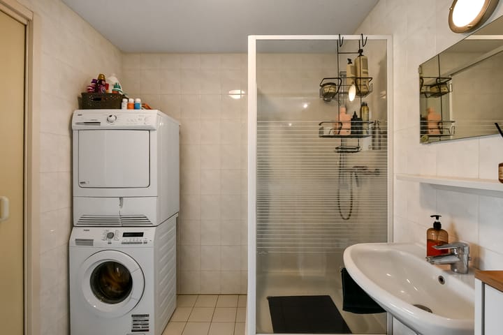 Photo 29 of Amalia van Solmsstraat 16