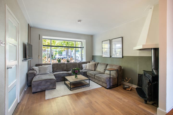 Foto 2 van Manegelaan 15