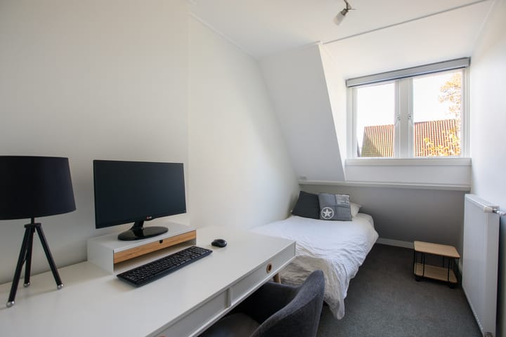 Foto 18 van Manegelaan 15