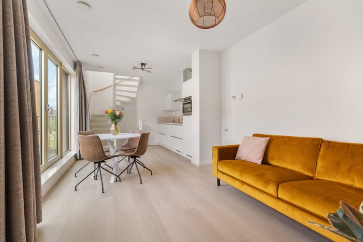 Foto 19 van Ferdinand Biesselshof 8