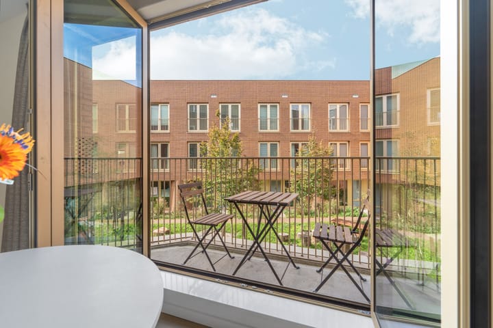 Foto 22 van Ferdinand Biesselshof 8