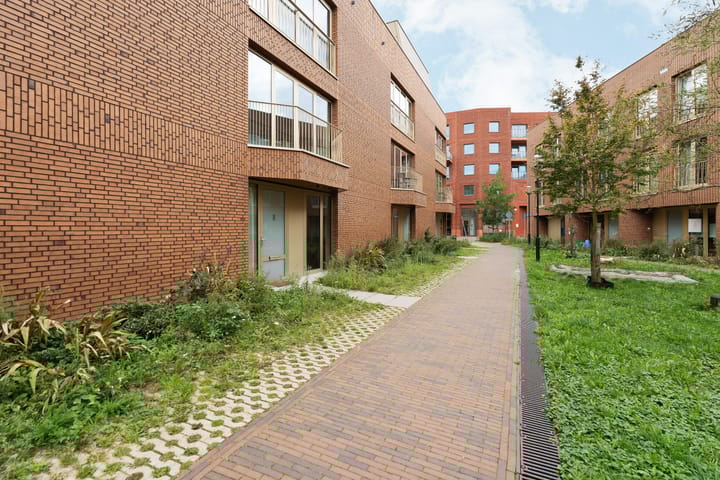 Foto 42 van Ferdinand Biesselshof 8