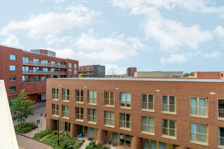 Foto 44 van Ferdinand Biesselshof 8