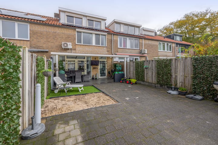 Foto 37 van Geraert Brandtstraat 7