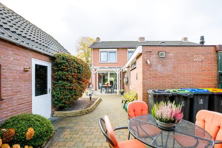 Photo 2 of Prinses Margrietstraat 14