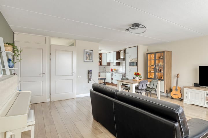 Foto 9 van Scharwoudestraat 15