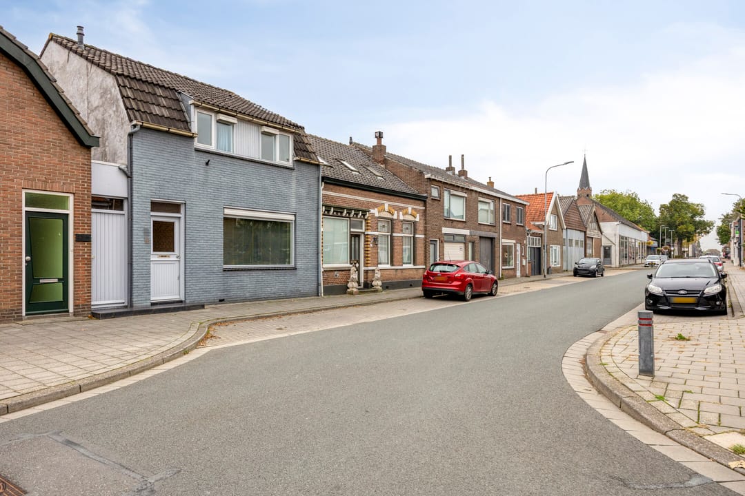 Photo 31 of Veerstraat 18