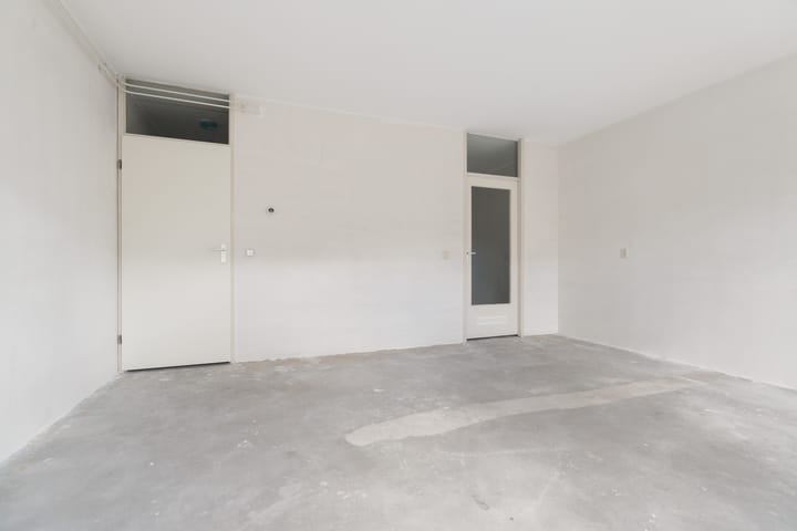 Photo 8 of Daniël Defoelaan 209