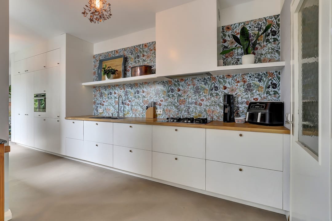 Photo 11 of Urbanusstraat 16