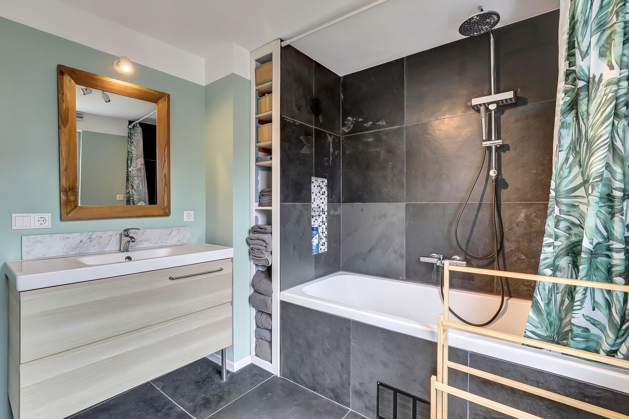 Photo 21 of Urbanusstraat 16