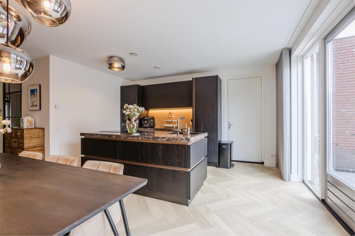 Foto 19 van Oosterstraat 9