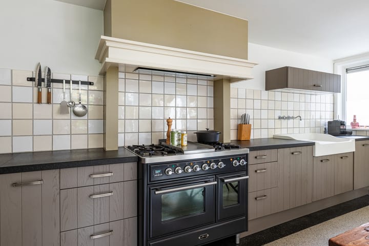 Photo 10 of Willibrorduslaan 60