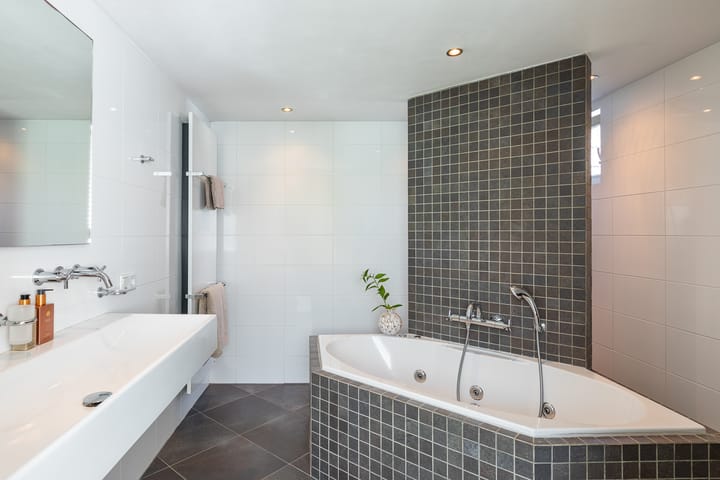 Photo 27 of Willibrorduslaan 60