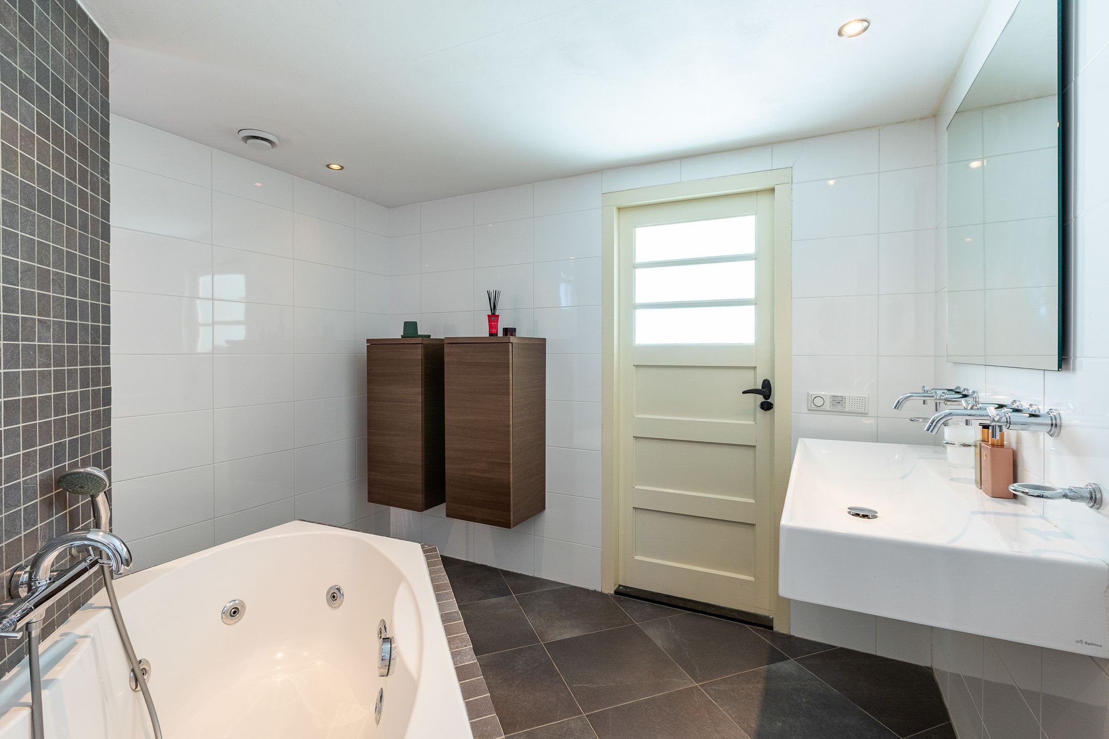 Foto 30 van Willibrorduslaan 60