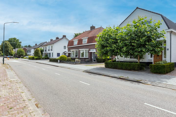 Photo 43 of Willibrorduslaan 60