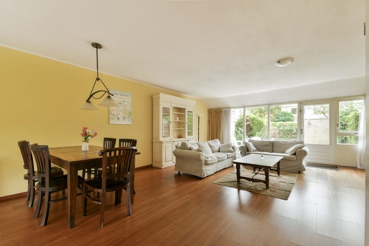 Photo 10 of Poortwachter 93