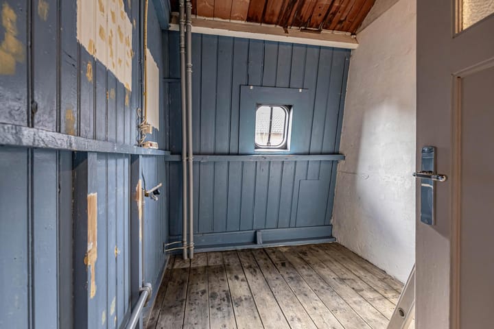 Foto 30 van Helper Kerkstraat 42-A