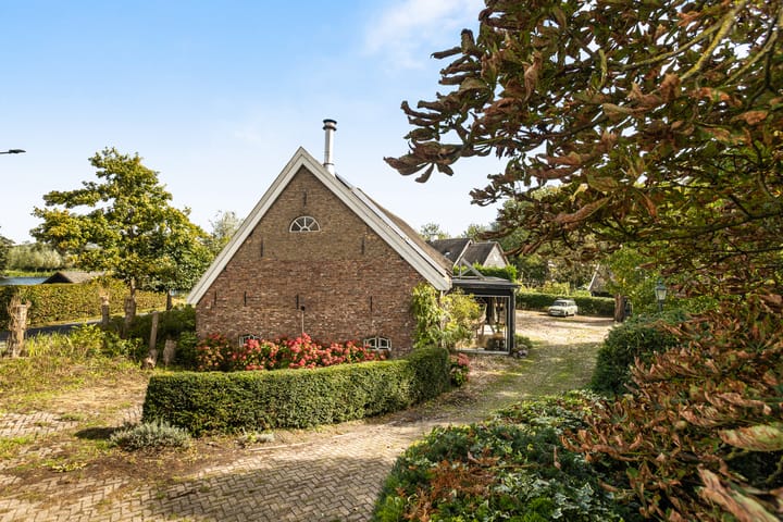 Photo 15 of Achterambachtseweg 6