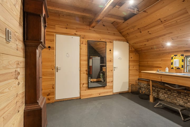 Photo 77 of Achterambachtseweg 6