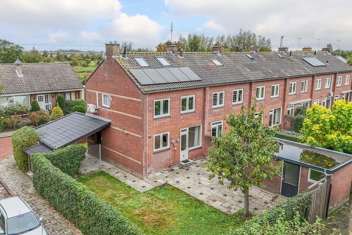 Photo 2 of Visserijstraat 1