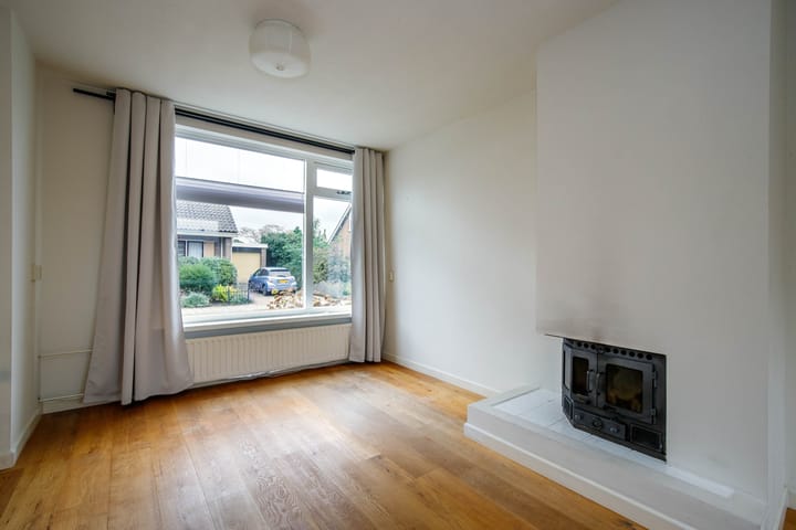 Photo 10 of Visserijstraat 1